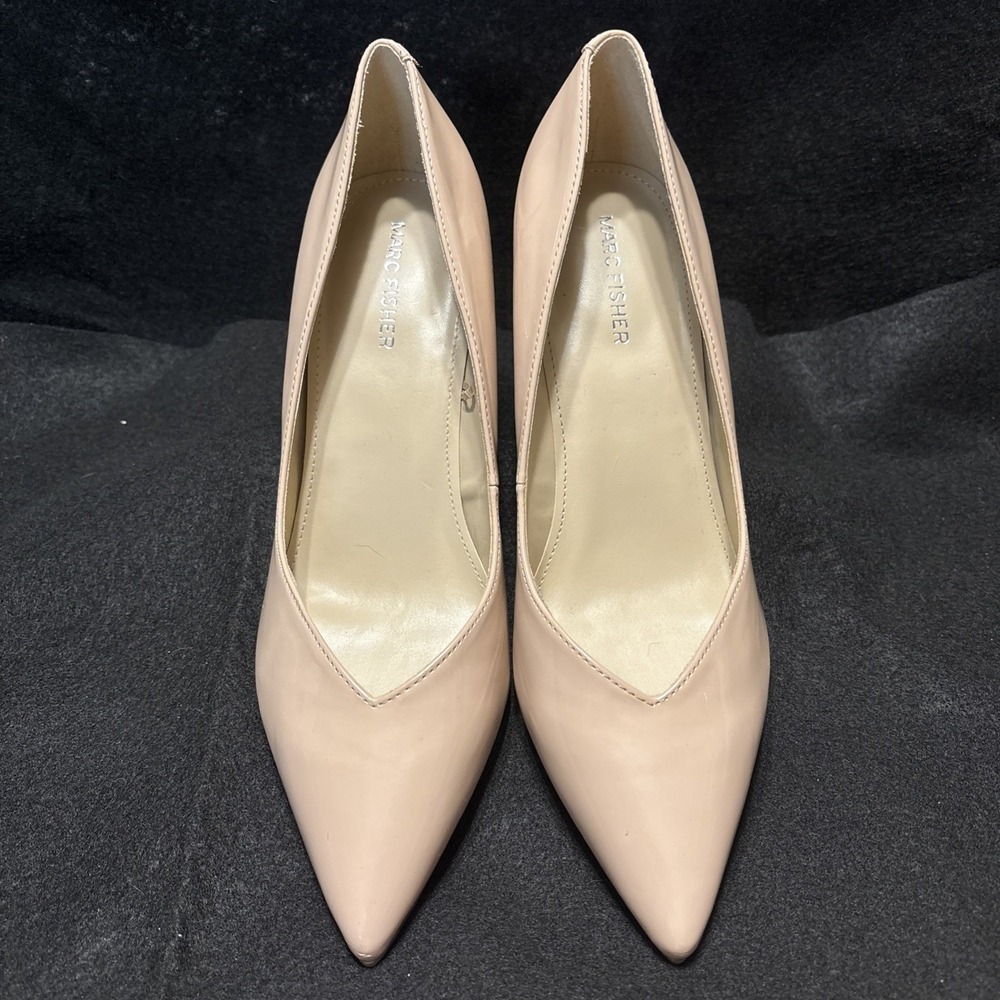 Marc Fisher Caitlin Pointed Toe Slip On Pumps Block Heels Beige Women's 10 EUC - Picture 5 of 15